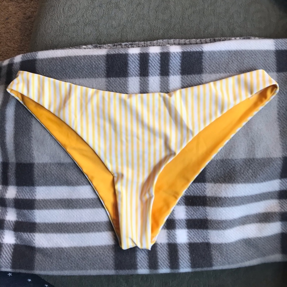 Reversible Zaful swim bikini bottoms